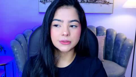 Snapshot of layla_breezee_ chatting on May 2026 11:39:01 AM Layla Breezee online show from May 2026 11:39:01 AM