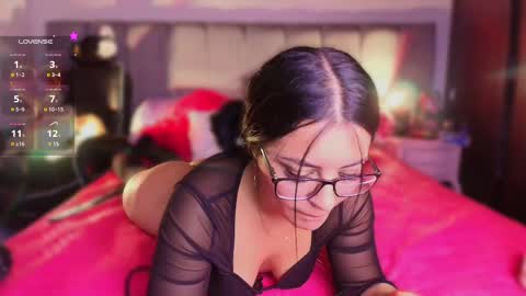 Layla online show from February 2025 02:33:01 PM