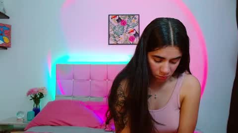 Lia and Rachel online show from September 2025 02:33:01 AM