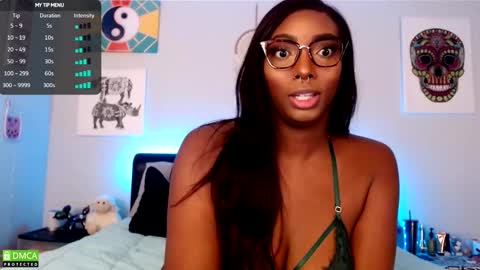 LaylaAriana online show from February 2026 03:50:01 AM