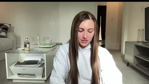 laylahlaylah1 online show from April 2026 12:50:02 PM