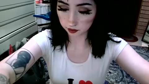 Layla Kills online show from February 2025 05:58:01 AM