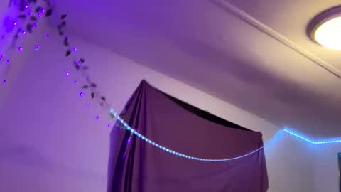 Snapshot of laylakutiex chatting on November 2025 06:34:02 AM Layla online show from November 2025 06:34:02 AM