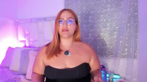 Leah  online show from February 2026 01:56:02 AM