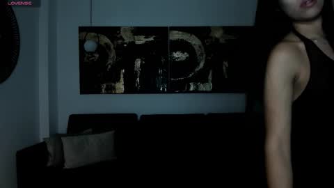 leahnovac online show from November 2025 10:58:02 AM