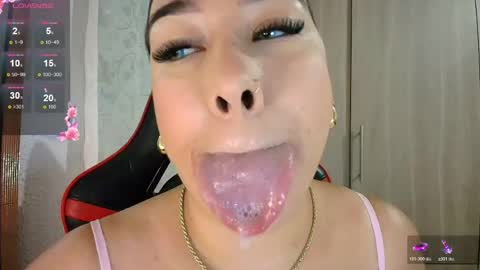 Snapshot of leahtemptation chatting on June 2026 10:41:01 AM leah online show from June 2026 10:41:01 AM