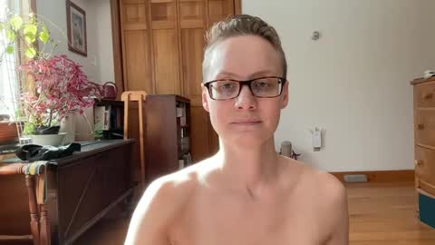 Lee online show from February 2025 06:22:02 PM