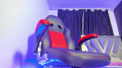 Snapshot of lealfire chatting on October 2025 10:45:01 AM lealfire online show from October 2025 10:45:01 AM