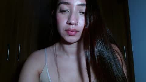 Snapshot of leanaalhub chatting on December 2024 06:56:02 AM leanaalhub online show from December 2024 06:56:02 AM