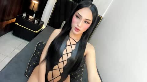 leanna online show from November 2025 04:31:02 PM