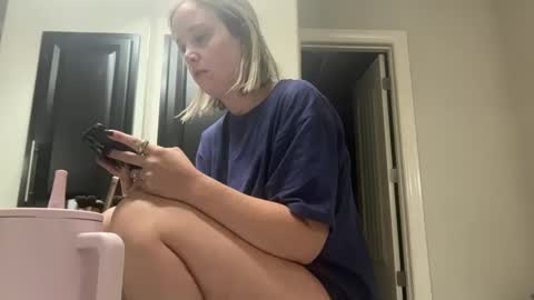 leanneluxecouple online show from October 2025 10:23:02 AM