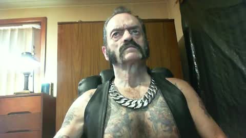 leathergreaser online show from January 2025 11:54:01 PM