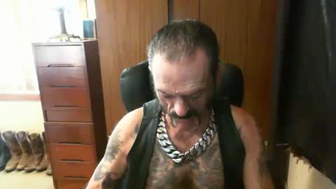 leathergreaser online show from February 2025 07:26:01 AM