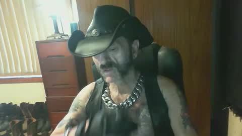 leathergreaser online show from March 2026 08:25:01 PM