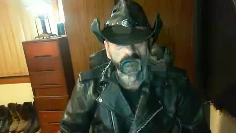 leathergreaser online show from April 2026 06:05:02 PM