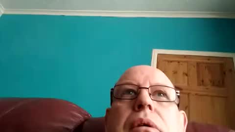 leatherpants68 online show from October 2025 12:04:02 PM