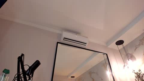    online show from January 2025 05:48:01 AM