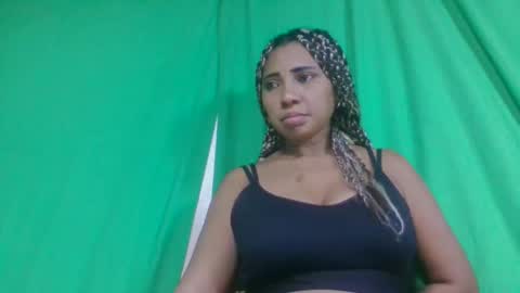 leatiana online show from February 2026 10:50:02 PM