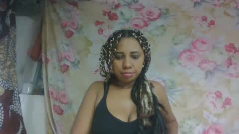 leatiana online show from April 2026 07:38:02 AM