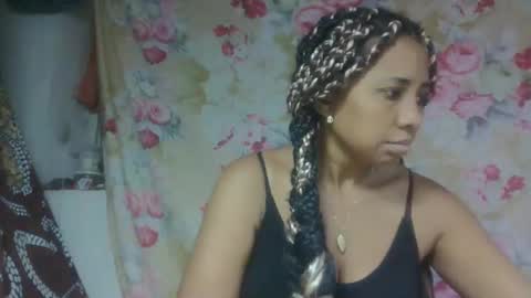 leatiana online show from April 2026 02:01:02 PM