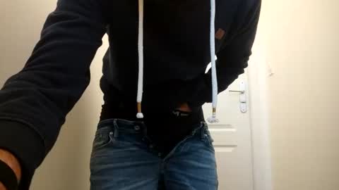 lebrun1985 online show from November 2025 03:34:01 PM