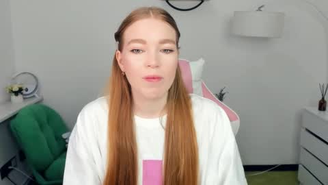 Lilly online show from November 2025 07:49:02 PM