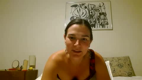 Snapshot of leelaluna chatting on June 2026 03:24:02 AM leela luna online show from June 2026 03:24:02 AM
