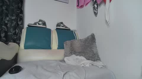 leenar_key online show from February 2025 06:59:01 PM