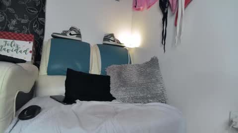 leenar_key online show from March 2025 10:42:01 PM