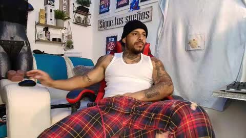 leenar_key online show from December 2025 12:57:02 PM