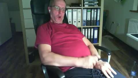 Dave online show from November 2025 10:34:02 PM