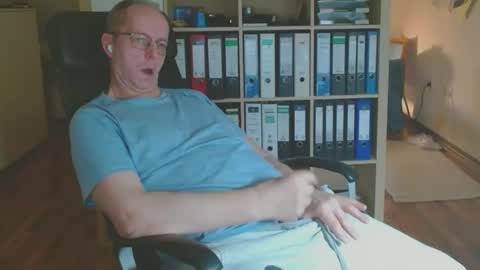 Dave online show from February 2026 11:23:01 PM