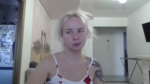 leggywily25 online show from September 2025 11:00:01 AM