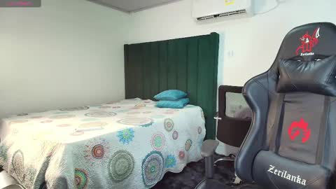 Snapshot of lei_77 chatting on February 2025 08:14:02 PM Lei online show from February 2025 08:14:02 PM