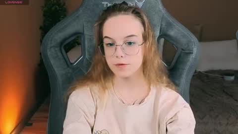 Snapshot of leiamurphy chatting on May 2026 12:54:01 PM Leia online show from May 2026 12:54:01 PM