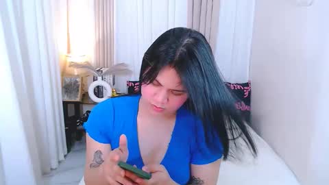 Cailey online show from November 2025 02:06:01 PM