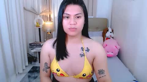 Cailey online show from November 2025 01:43:01 PM