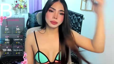 leighottie online show from November 2025 03:28:02 PM