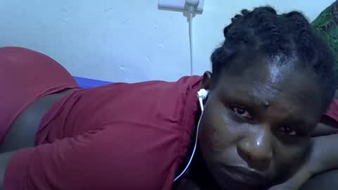 leilacuty13 online show from October 2025 08:31:02 PM