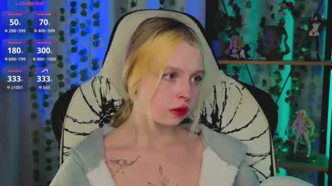 Leila online show from February 2026 02:03:02 PM