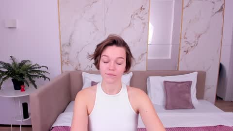 LeilaLawson online show from December 2024 09:44:01 AM