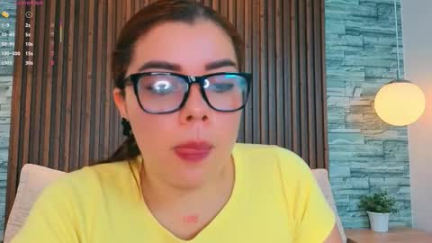 leilapons online show from March 2026 05:19:01 PM