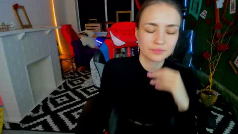 Snapshot of leilarai chatting on March 2025 01:28:01 PM Leila Rai online show from March 2025 01:28:01 PM