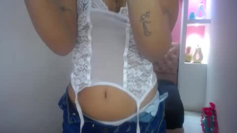 Snapshot of leilasweetxx chatting on December 2024 07:54:02 AM Mar online show from December 2024 07:54:02 AM