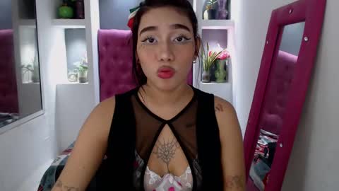 Snapshot of leilasweetxx chatting on January 2025 04:44:01 AM Mar online show from January 2025 04:44:01 AM