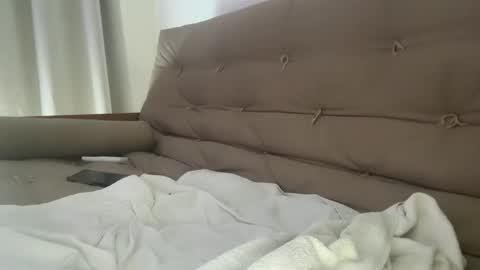 lelehot1 online show from March 2026 06:00:01 PM