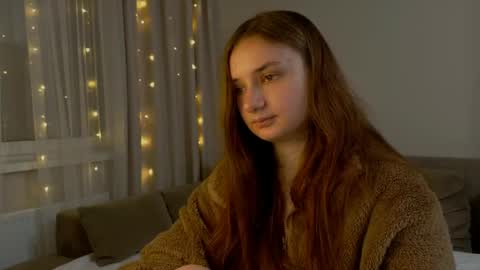 Lelia online show from April 2026 05:39:02 PM