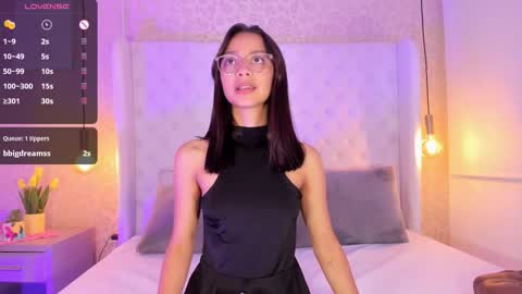 LENA online show from November 2025 10:53:02 PM