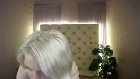 Lena online show from January 2025 02:53:01 PM