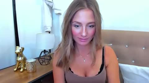 lena_sexi online show from September 2025 08:34:02 PM